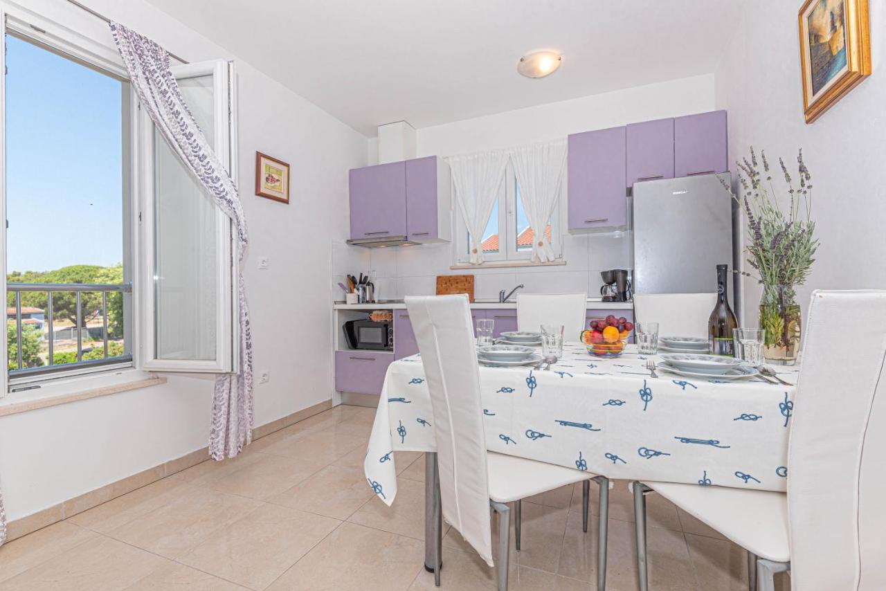 Apartment Milka Затон Екстер'єр фото