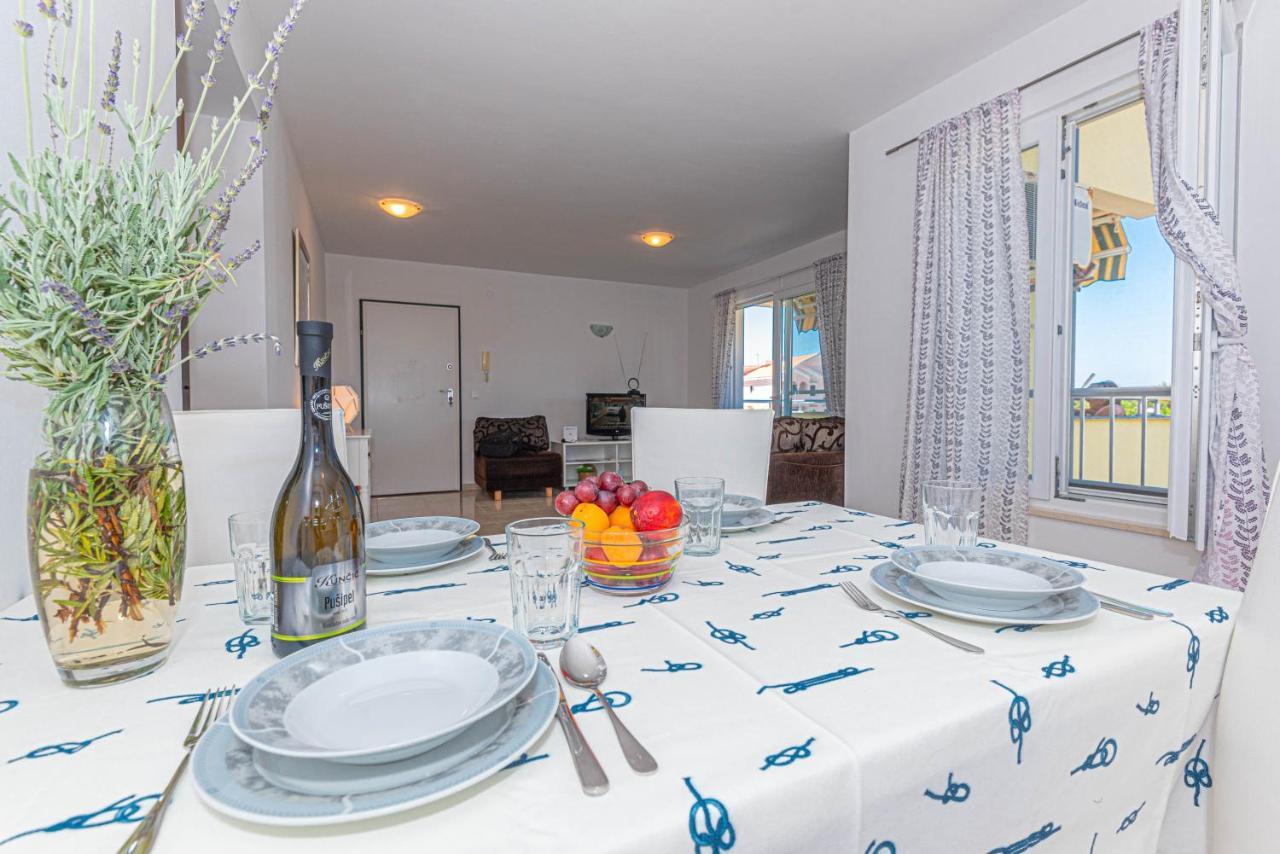 Apartment Milka Затон Екстер'єр фото